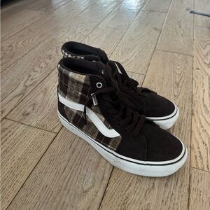 Vans Women's High-Top Sneakers - Brown and White Plaid